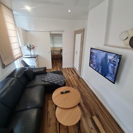 Handwerkerwohnung-Monteurunterkunft Дармштадт Экстерьер фото